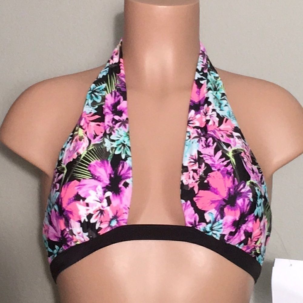 🧜‍♀️Fashion Union bikini top. New